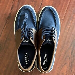 Sperry Authentic Men's Navy and Brown Boat Shoes Brand new Size 12